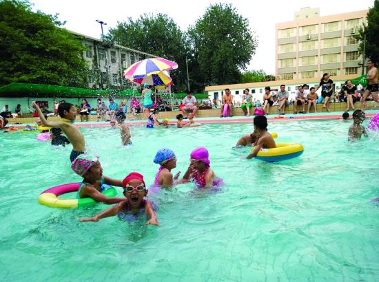 http://www.fayettefrontpage.com/uploadfile/2014/0715/20140715044028573.jpg