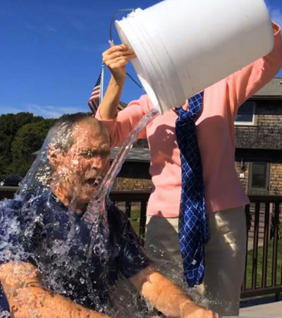 http://www.fayettefrontpage.com/uploadfile/2014/0821/20140821041515510.jpg