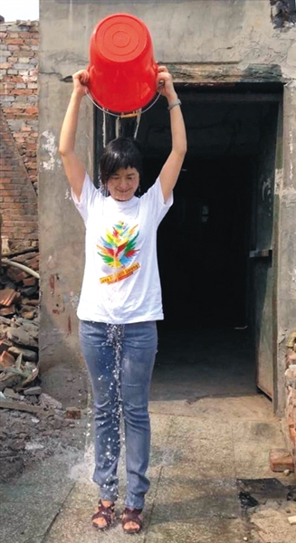 http://www.fayettefrontpage.com/uploadfile/2014/0821/20140821043411434.jpg