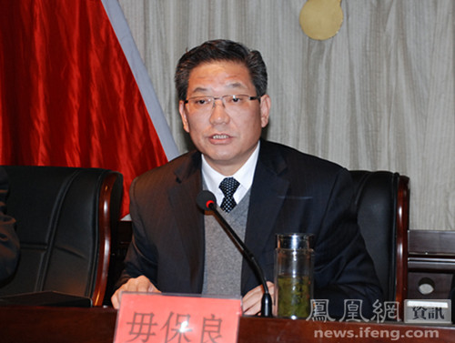 http://www.fayettefrontpage.com/uploadfile/2014/0904/20140904033850362.jpg