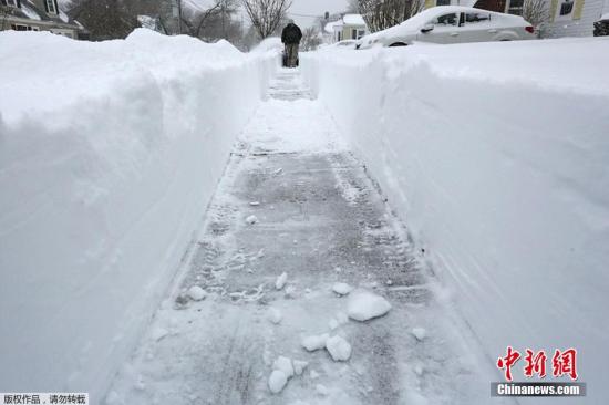 http://www.fayettefrontpage.com/uploadfile/2015/0129/20150129105542577.jpg