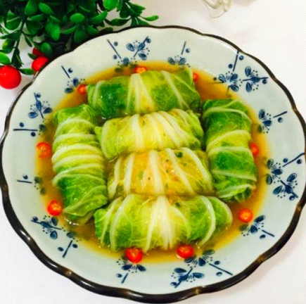 寶寶開胃食譜，白菜卷肉讓你吃一口就愛上TA