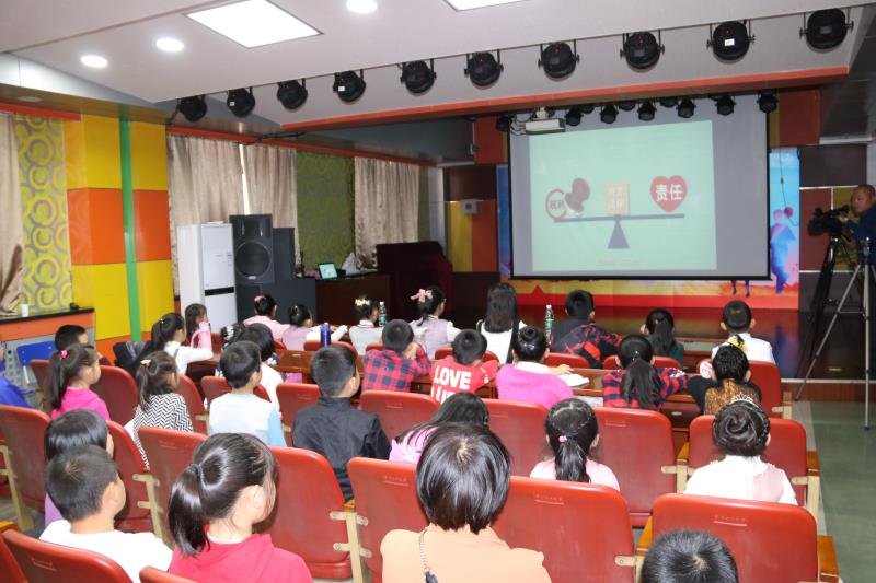 公益宣傳片《我們的新時代》向青少年傳遞黨的十九大精神