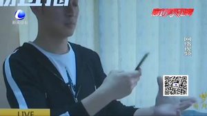 手機(jī)閃光燈威力大直接閃爆氣球？
