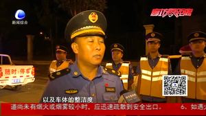 市城市管理綜合執(zhí)法局開(kāi)展渣土車夜查行動(dòng)