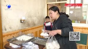 丈夫去世她對夫家不離不棄 拒絕資助靠賣餛飩撐起一個(gè)家