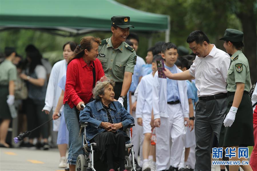 （澳門回歸20周年）（5）八一軍旗耀濠江——中國人民解放軍進(jìn)駐澳門20周年紀(jì)實(shí)