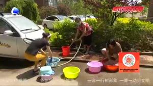 零距離·熱線：司機(jī)拉貨得不到運(yùn)費(fèi) 討要運(yùn)費(fèi)遭對(duì)方拉黑
