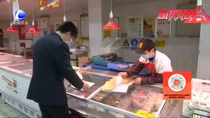 安次區(qū)市場(chǎng)監(jiān)督管理局加強(qiáng)冷鏈?zhǔn)称钒踩珯z查